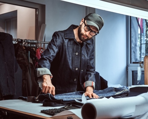 tecnico delle produzioni abbigliamento